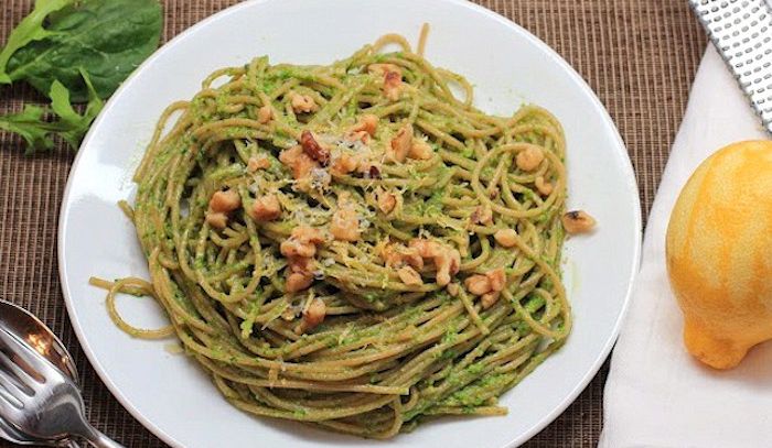 Spaghetti con pesto di carciofi