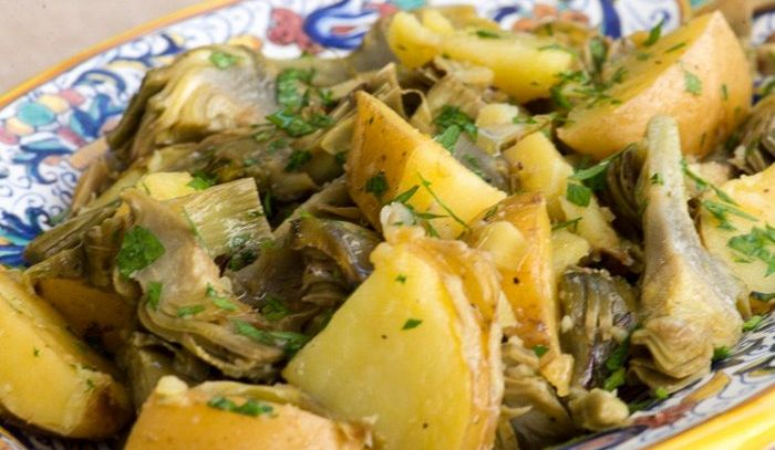 Carciofi e patate in padella