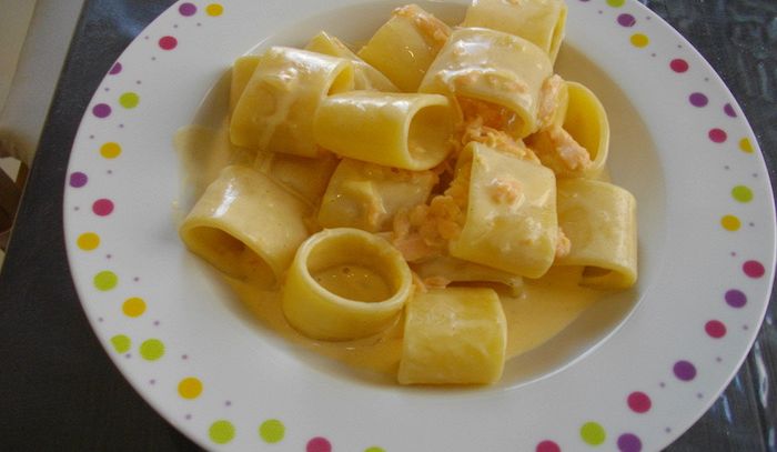 Paccheri salmone e panna