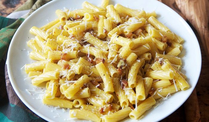 Rigatoni lardiati