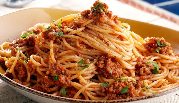 spaghetti-alla-bolognese