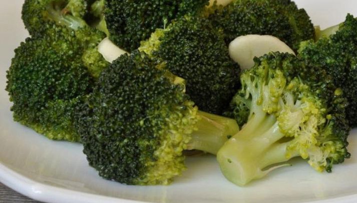 Broccoli al vapore