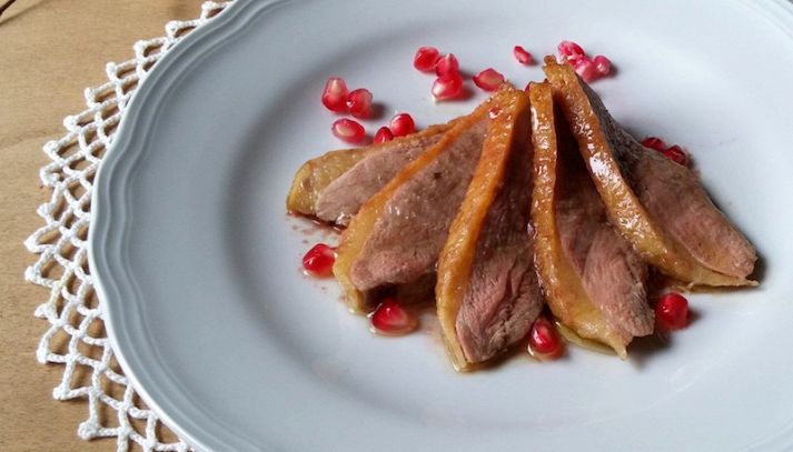 Petto d'anatra con melagrana