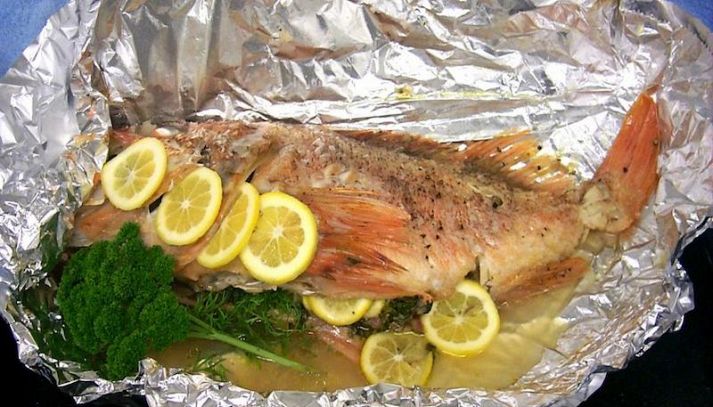 La cottura del pesce al cartoccio