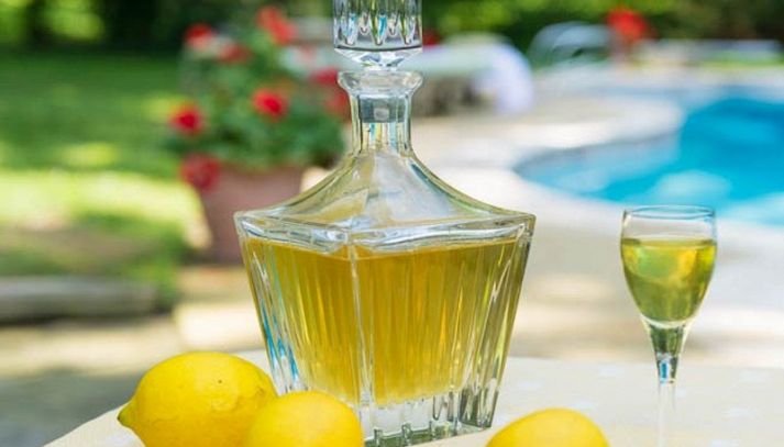Come preparare il limoncello a casa