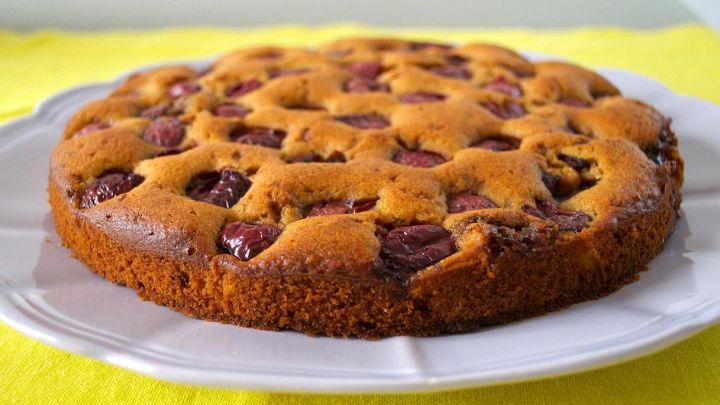 Delizia alle ciliegie, il dolce semplice pronto in mezz'ora