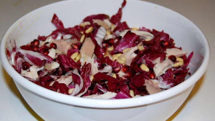 Insalata estiva, per rimanere leggeri mangiando con gusto