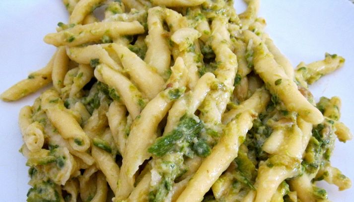 Pasta di kamut alla crema di tofu