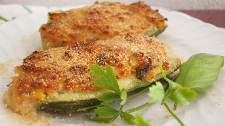 Zucchine ai peperoni e tonno, un piatto squisito semplice da fare