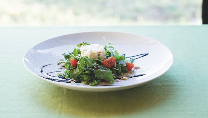 Insalata con caprini caldi