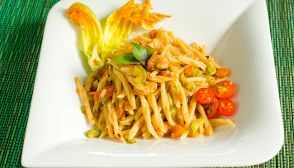 Trofie gamberetti e zucchine