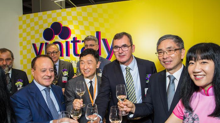 Vino e olio, Vinitaly a Hong Kong nel padiglione Italia