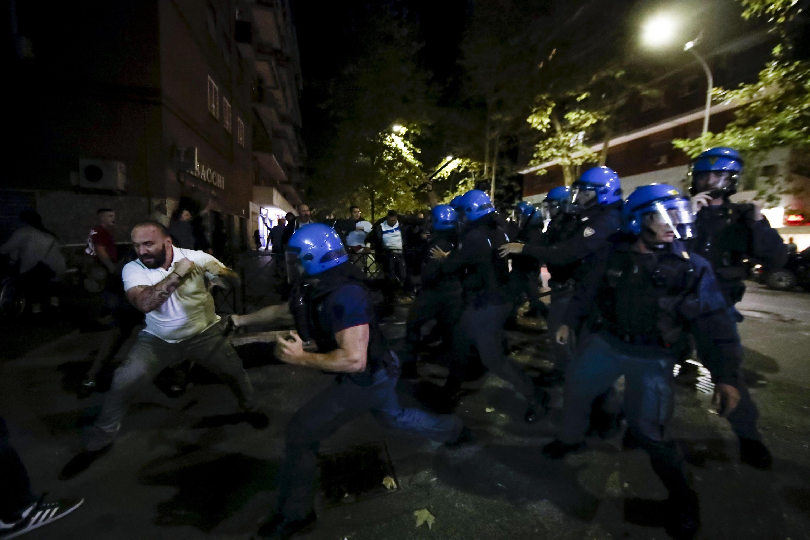 'Passeggiata' Forza Nuova, 15 denunciati