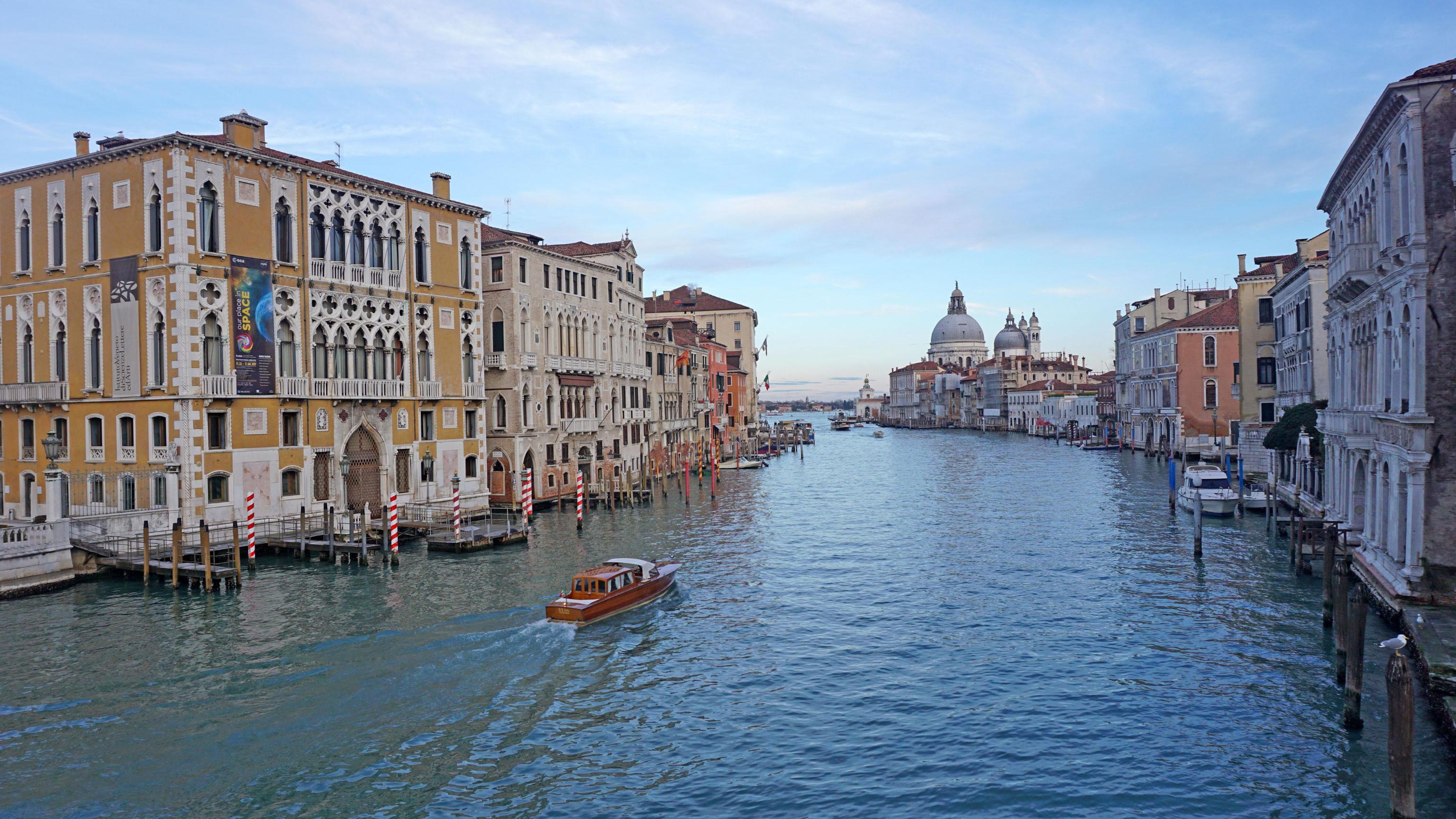 Cnn, evitate Venezia e le Cinque Terre