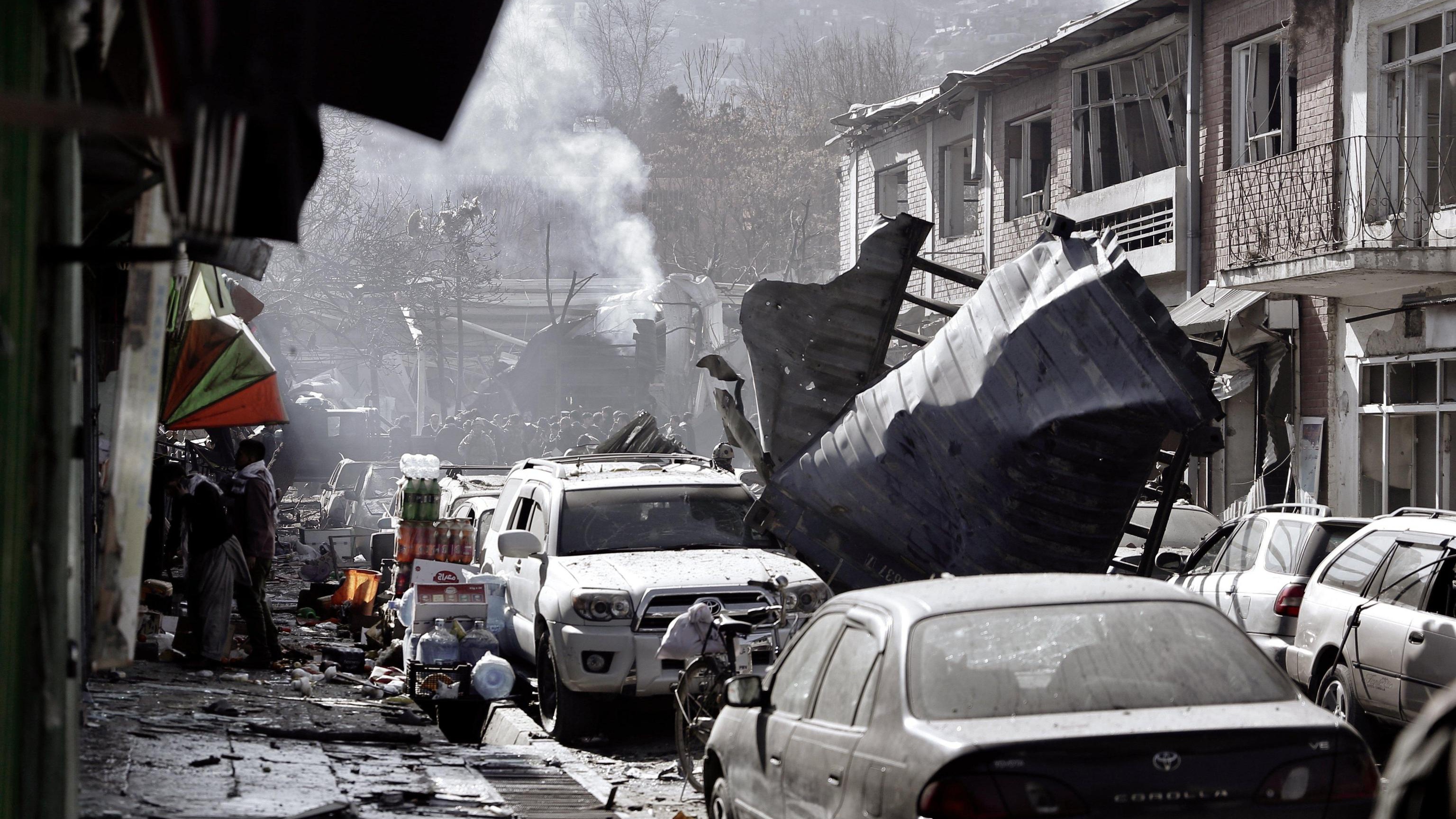 Attacco Kabul: 63 morti e 151 feriti