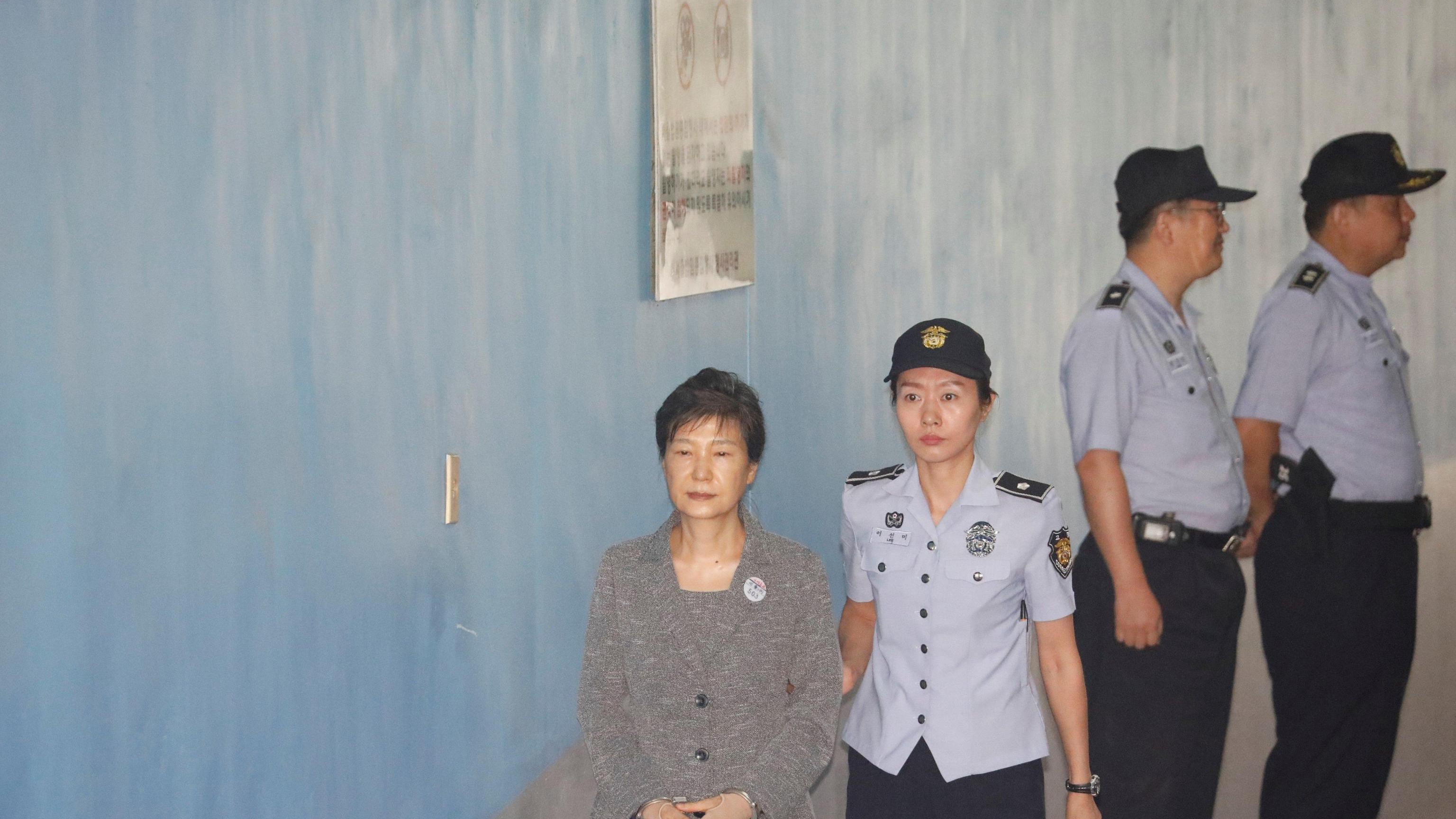 Corea Sud: chiesti 30 anni per Park
