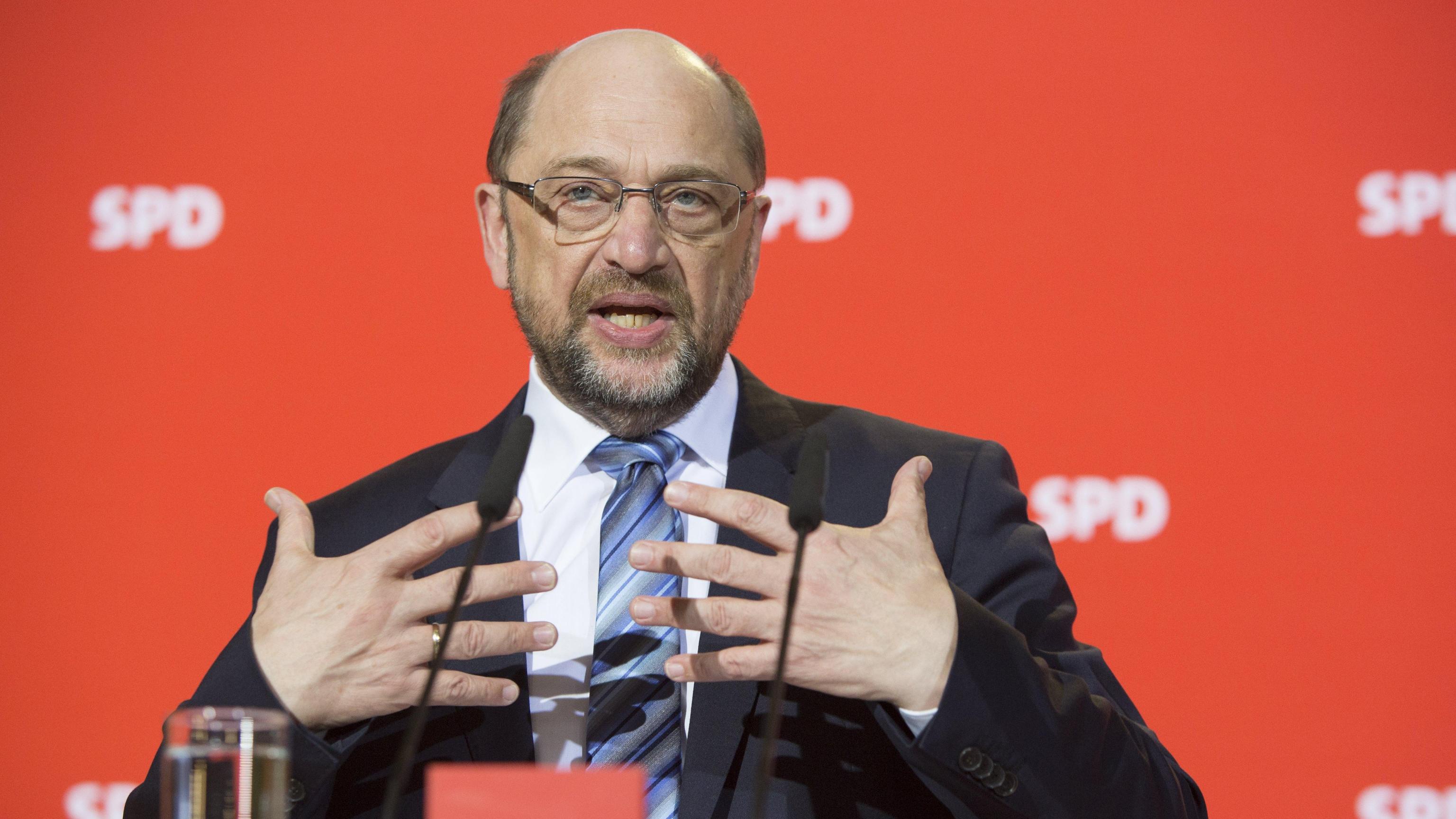 Media, sì base Spd a governo con Merkel