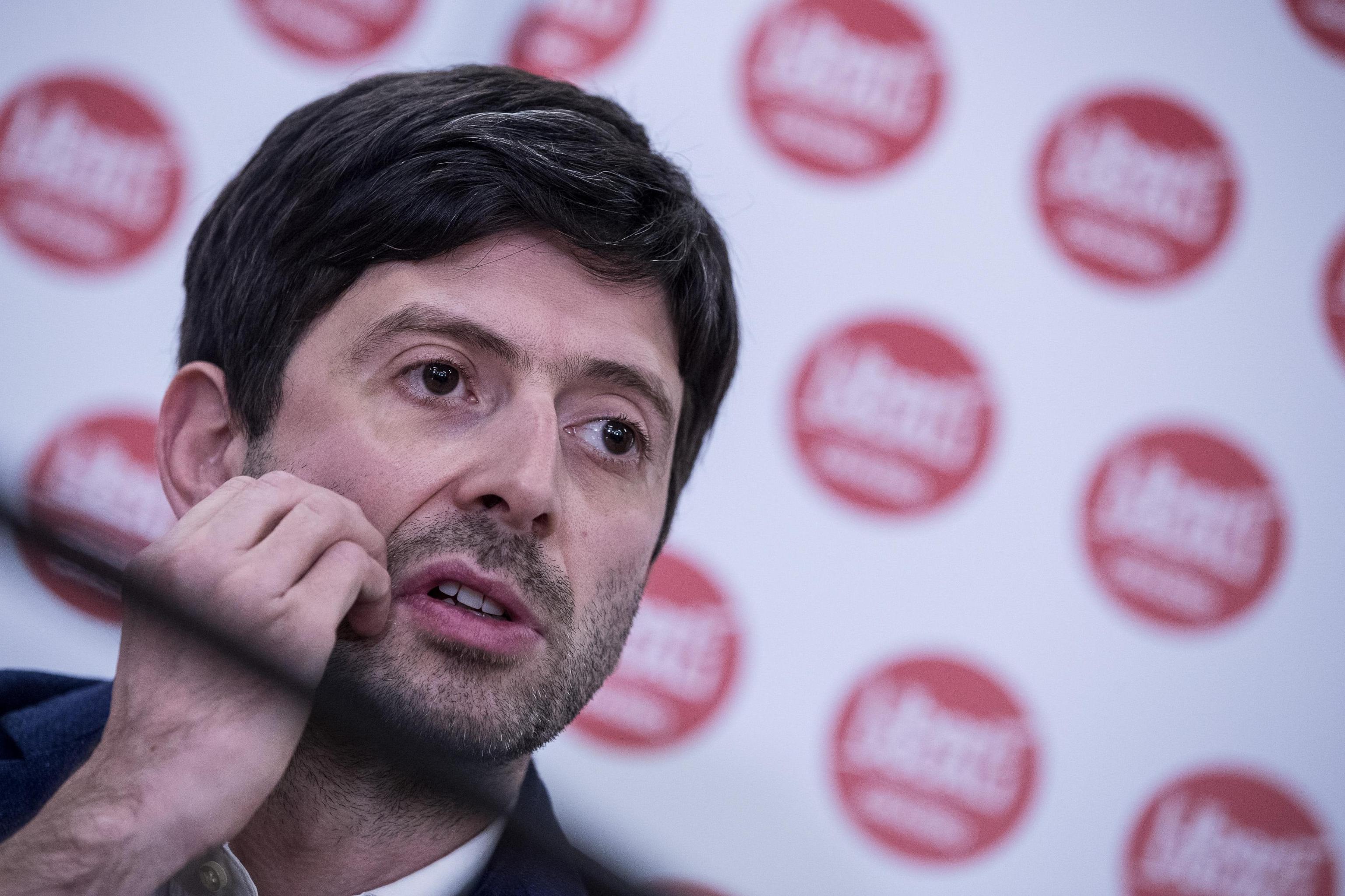 Speranza, da M5S occupazione istituzioni
