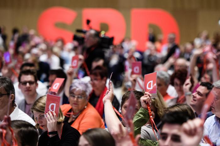 Germania: Nahles eletta prima presidente Spd con 66,3%