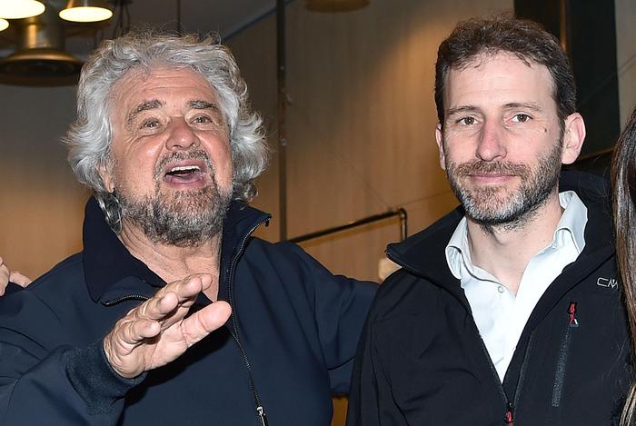 Beppe Grillo oggi per la scienza. (Ma prima, Aids e vaccini...)