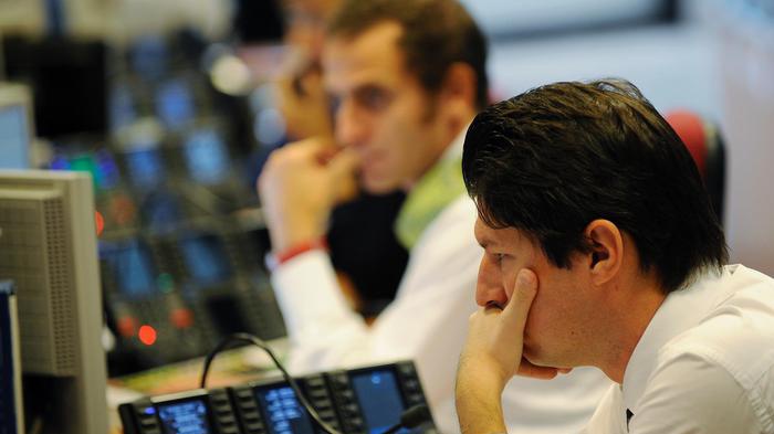 Spread tocca i 216 punti, a Milano bruciati 51 miliardi