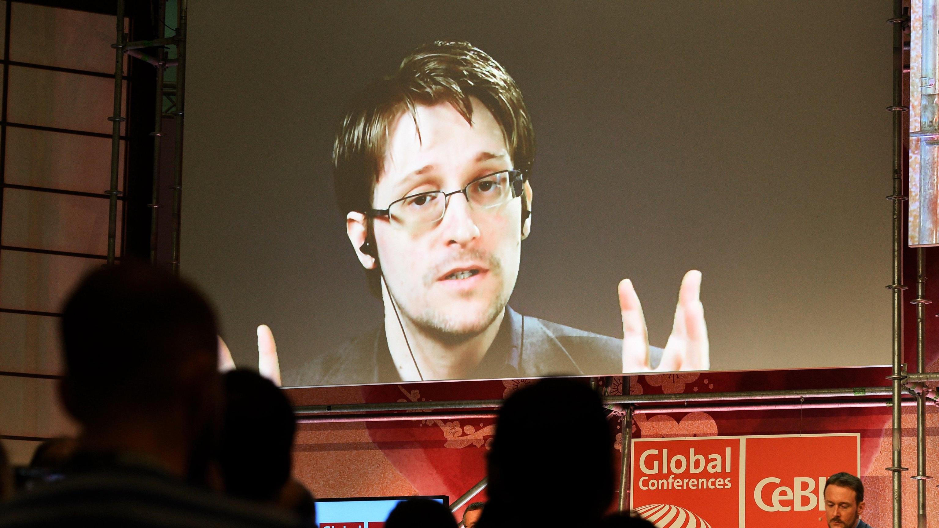 Snowden contro governo russo, è corrotto