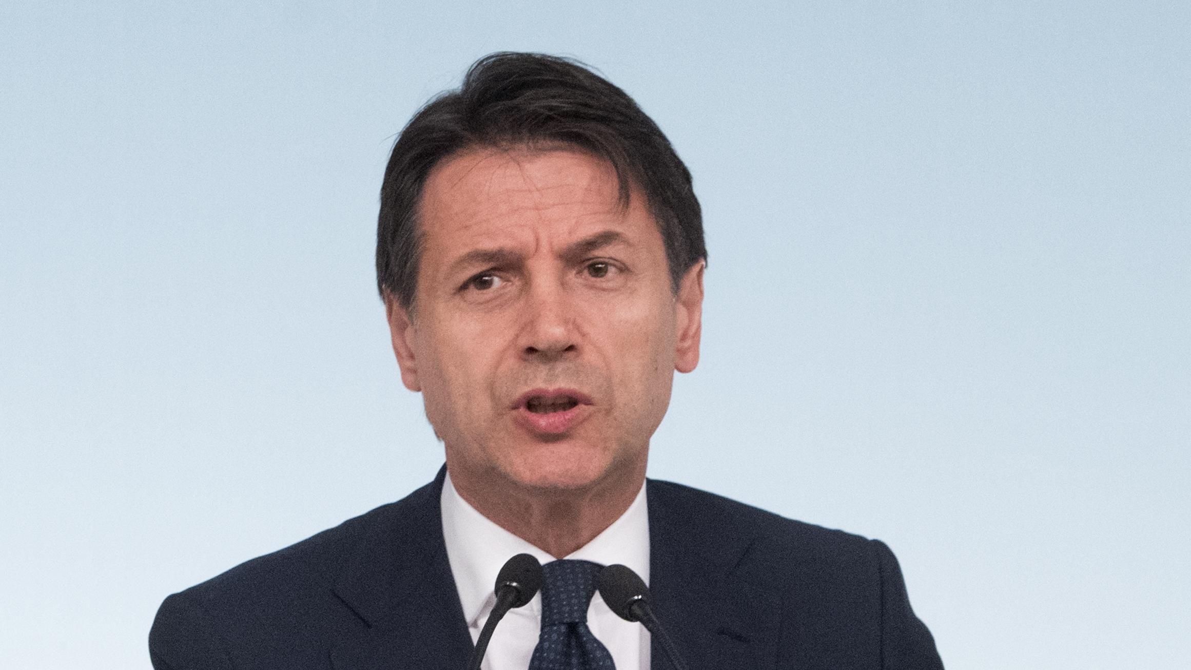 Rai: per ad rosa di tre nomi