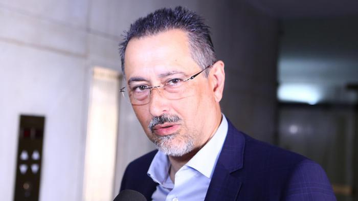 Pittella ai domiciliari, sospeso dalla carica di governatore