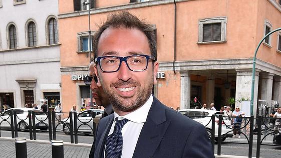 M5S frena su legittima difesa, Lega: 'E' priorità'