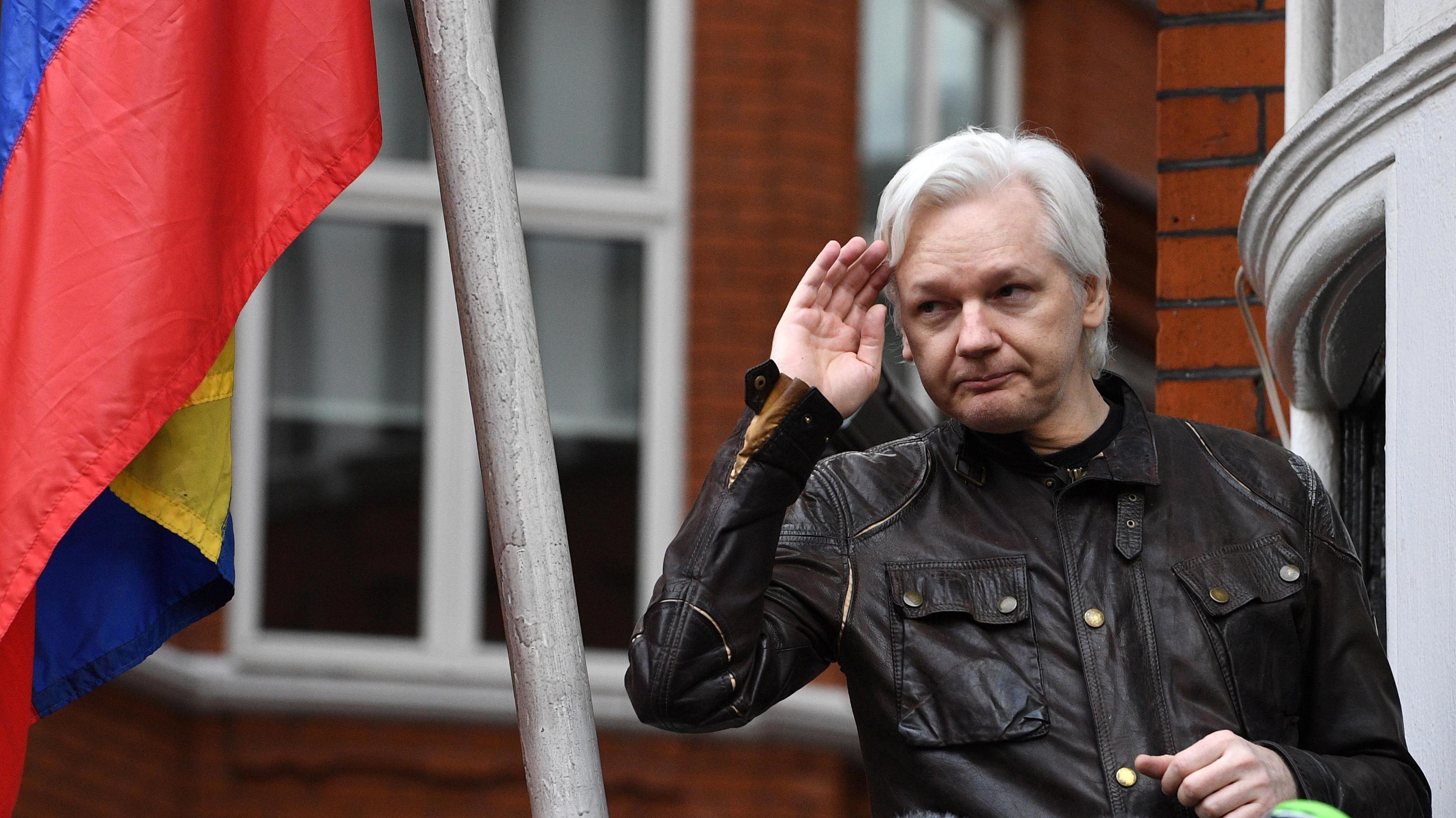 Moreno tratta con Londra su Assange