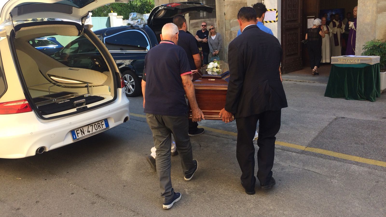 A Pisa funerali di Alberto e Marta