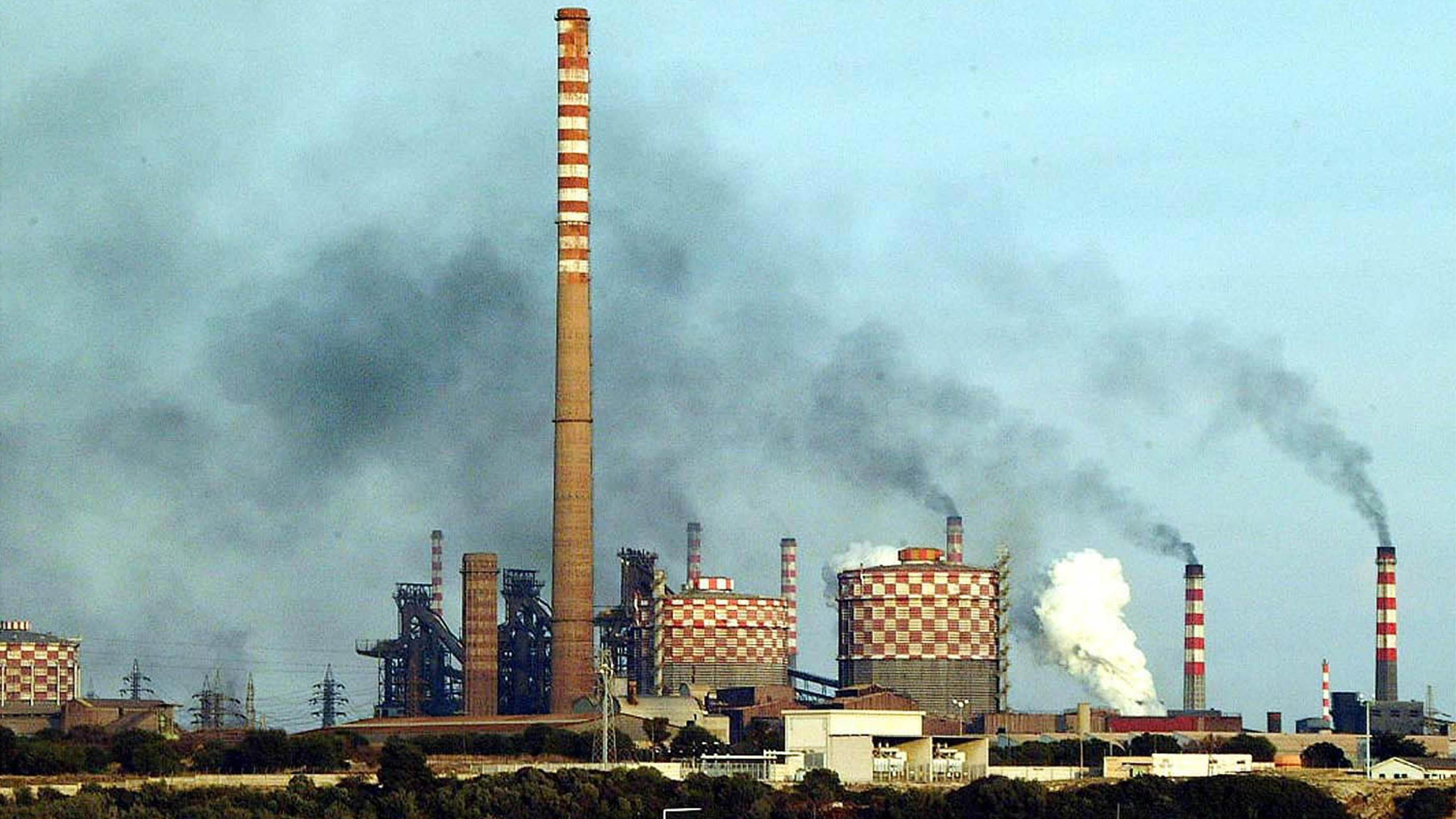 Ilva: sindaci, Di Maio venga a Taranto