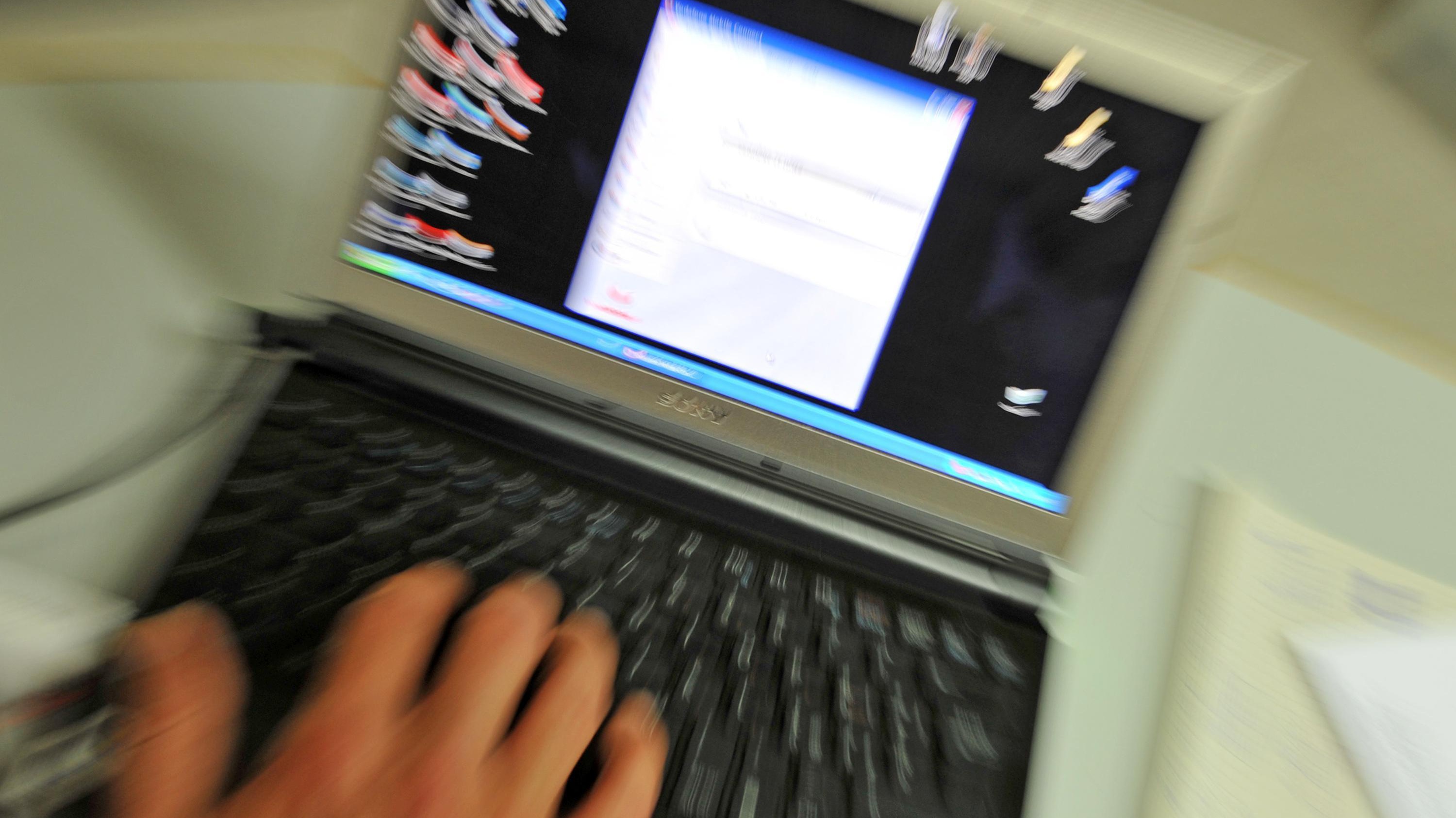 Pedofilia: arrestato a Reggio Emilia