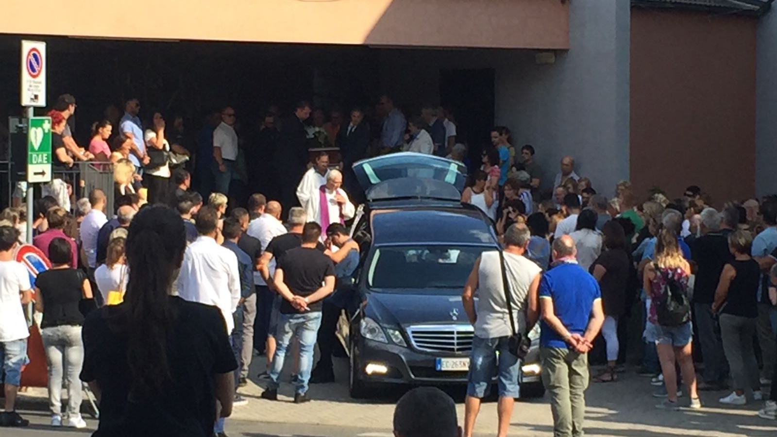 Crollo ponte: a Capolona funerali 27enne