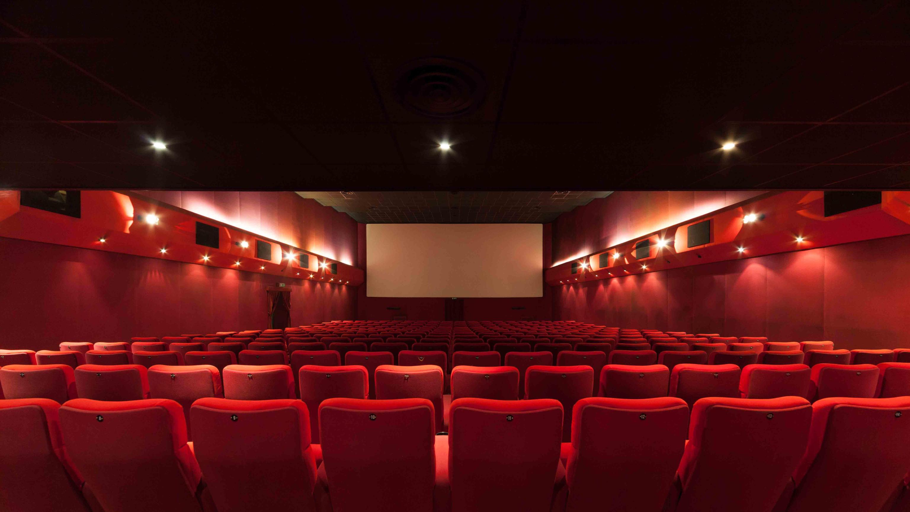 A Milano karmaticket cinema per migranti