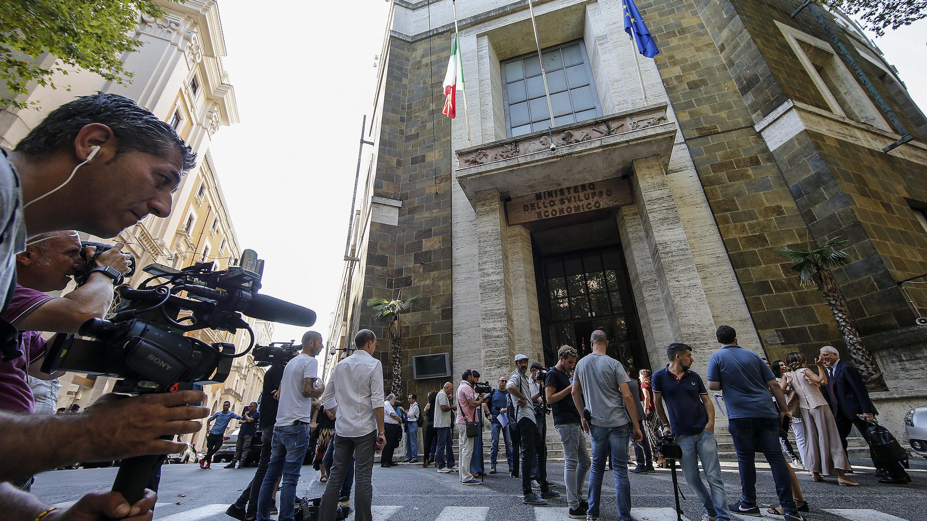 Ilva: Di Maio, nessun passo avanti
