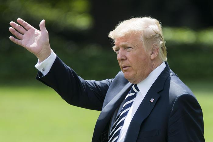 Trump replica a Woodward: 'Nel suo libro citazioni false'