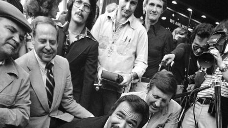 Addio a Burt Reynolds, star di 'Boogie Nights'