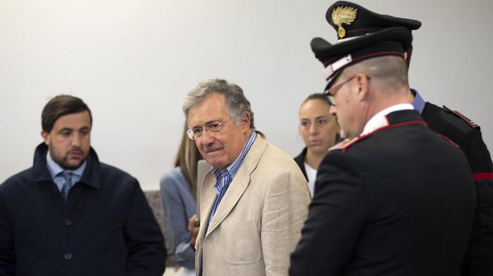 'Sappiamo chi è stato', sit in a Roma per verità su caso Cucchi