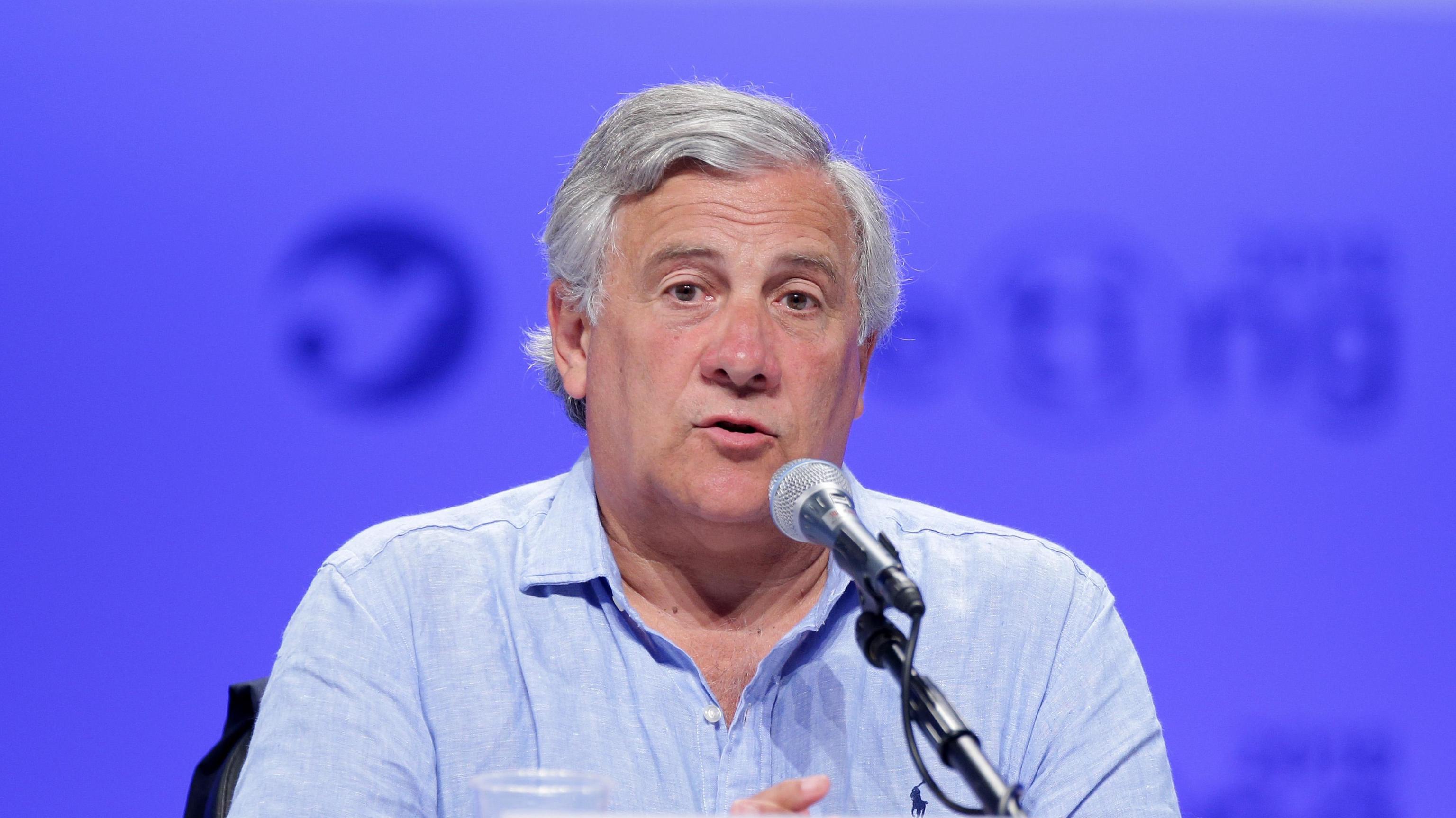 Tajani, linguaggio Moscovici non consono