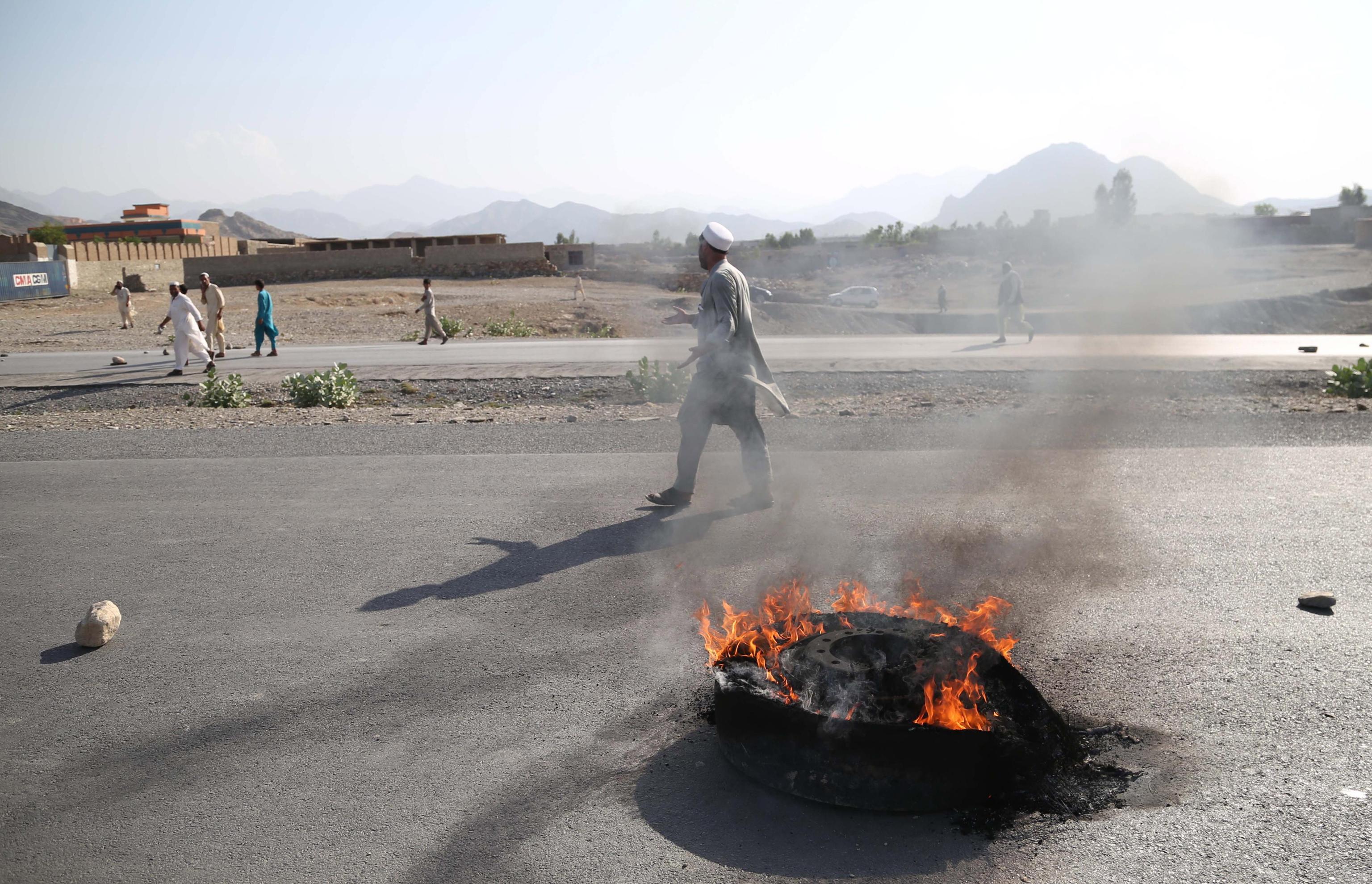 Afghanistan, 32 morti in attentato