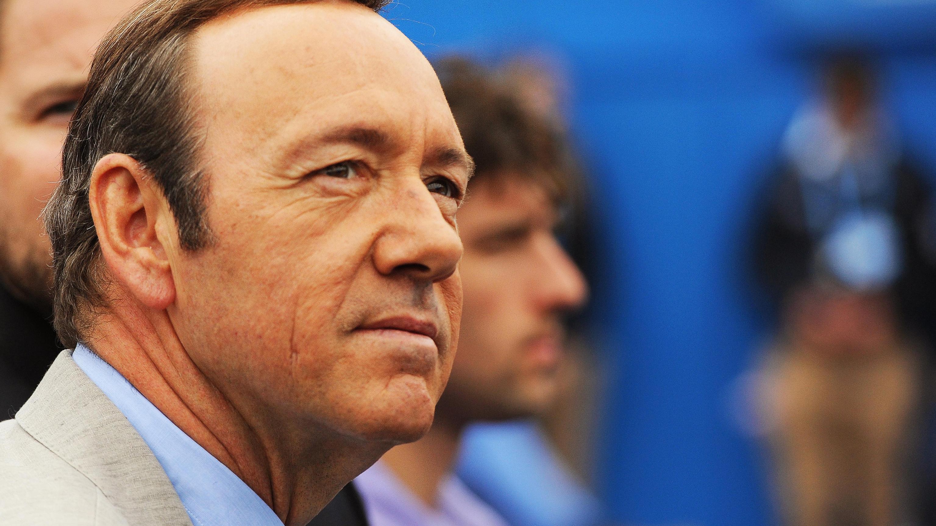 Spacey, cadono accuse reati sessuali '92