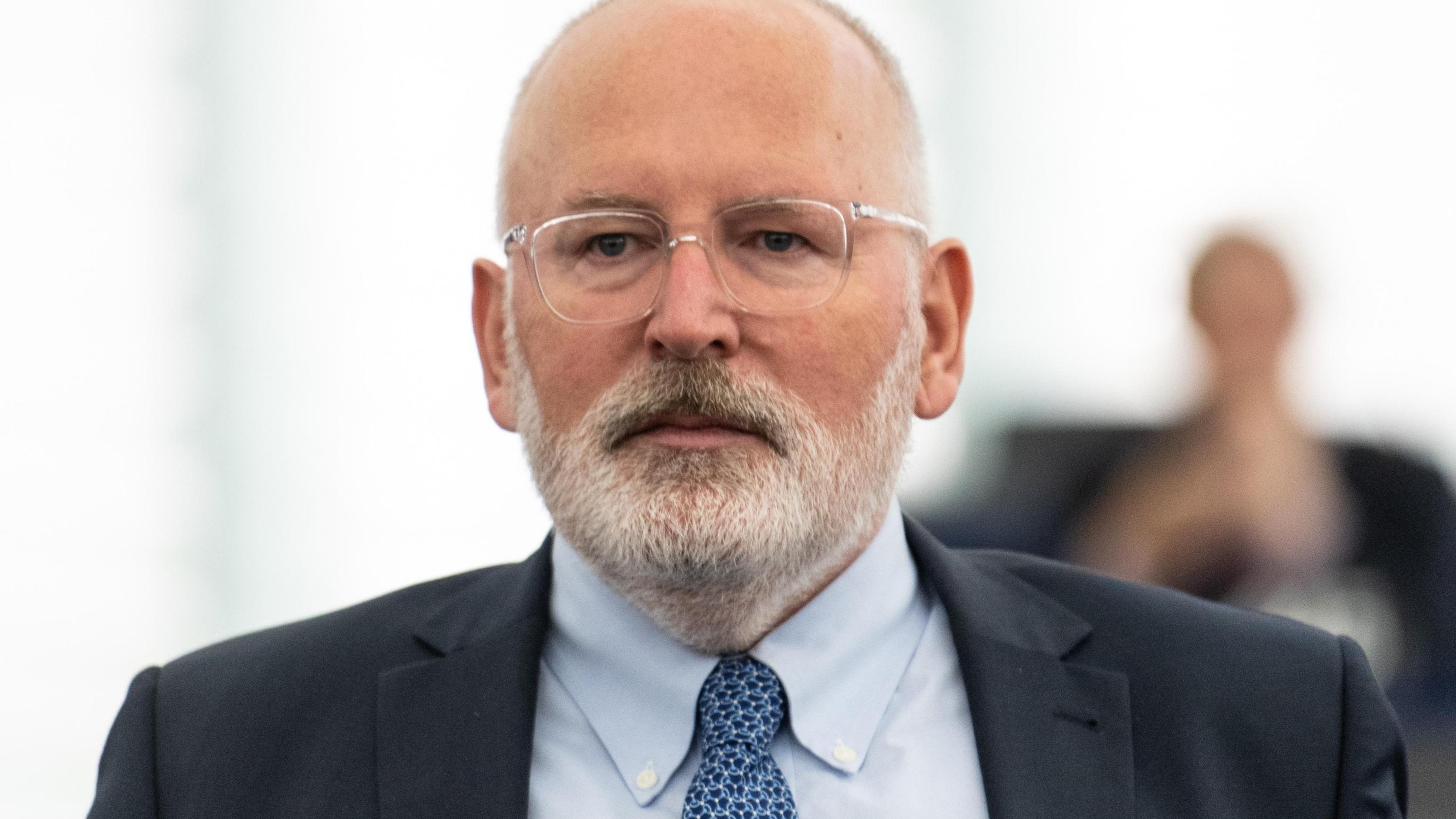 Migranti: Timmermans, serve solidarietà