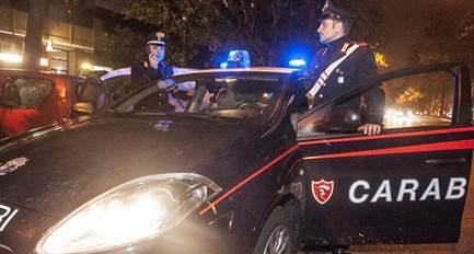 Aggredite e rapinate in casa, 2 arresti