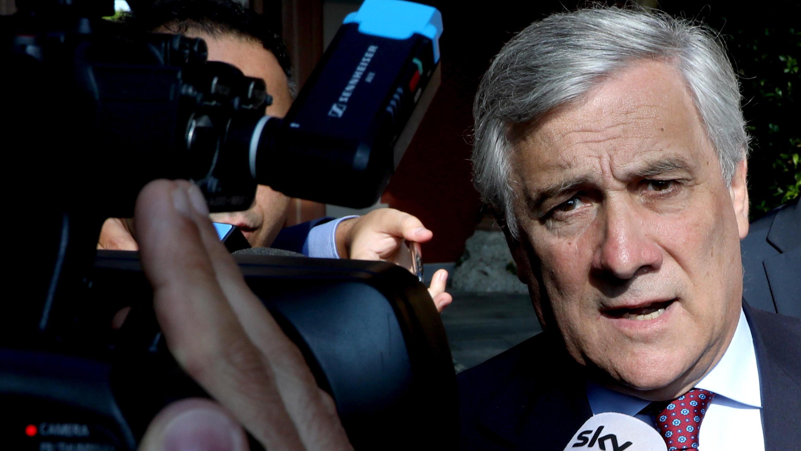 Tajani, attacchi a Draghi gravi