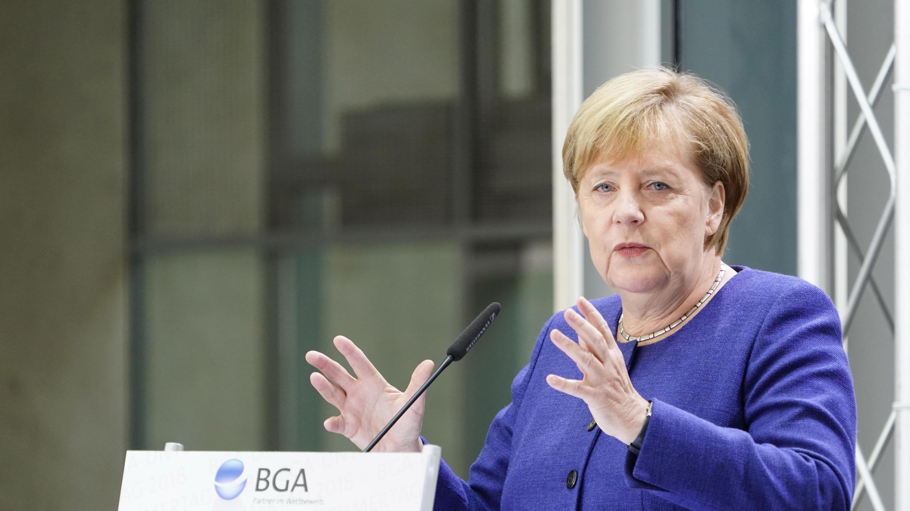 Brexit: Merkel, prepararsi a tutto