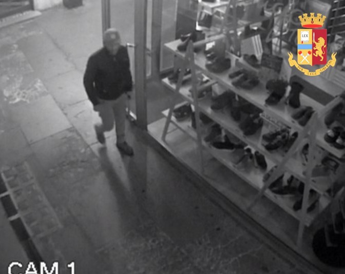 Spaccate a negozi Padova, un arresto