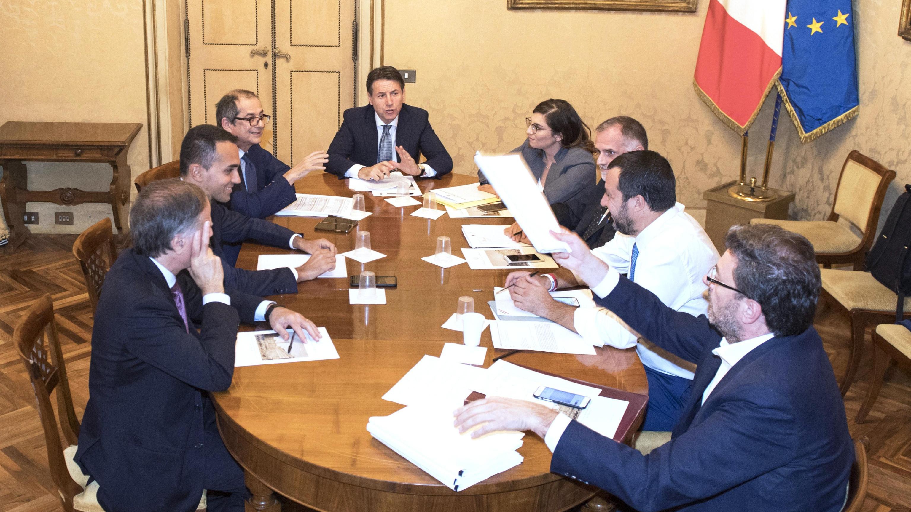 Manovra: slitta vertice a palazzo Chigi