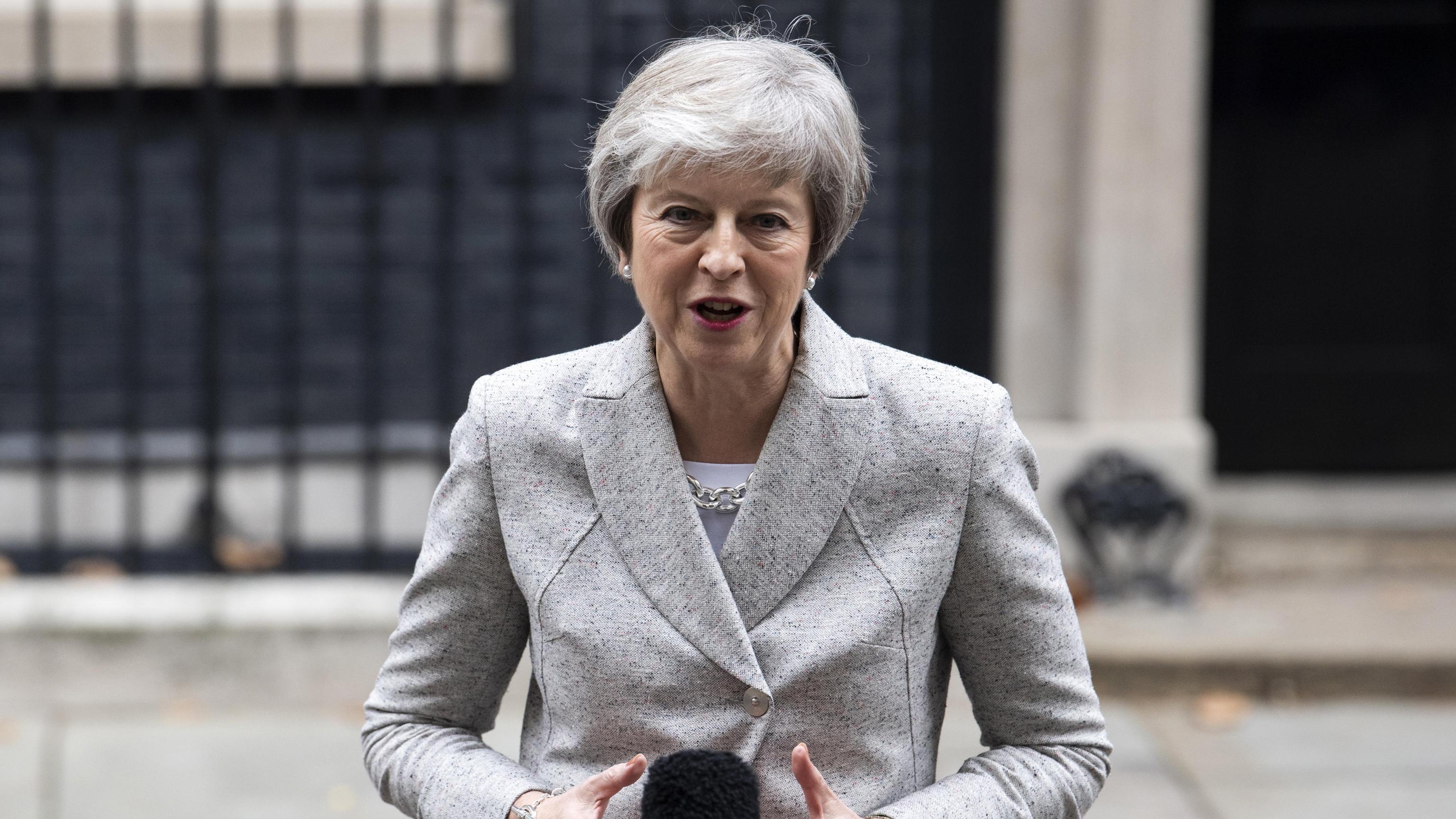 Brexit: May a Bruxelles per summit