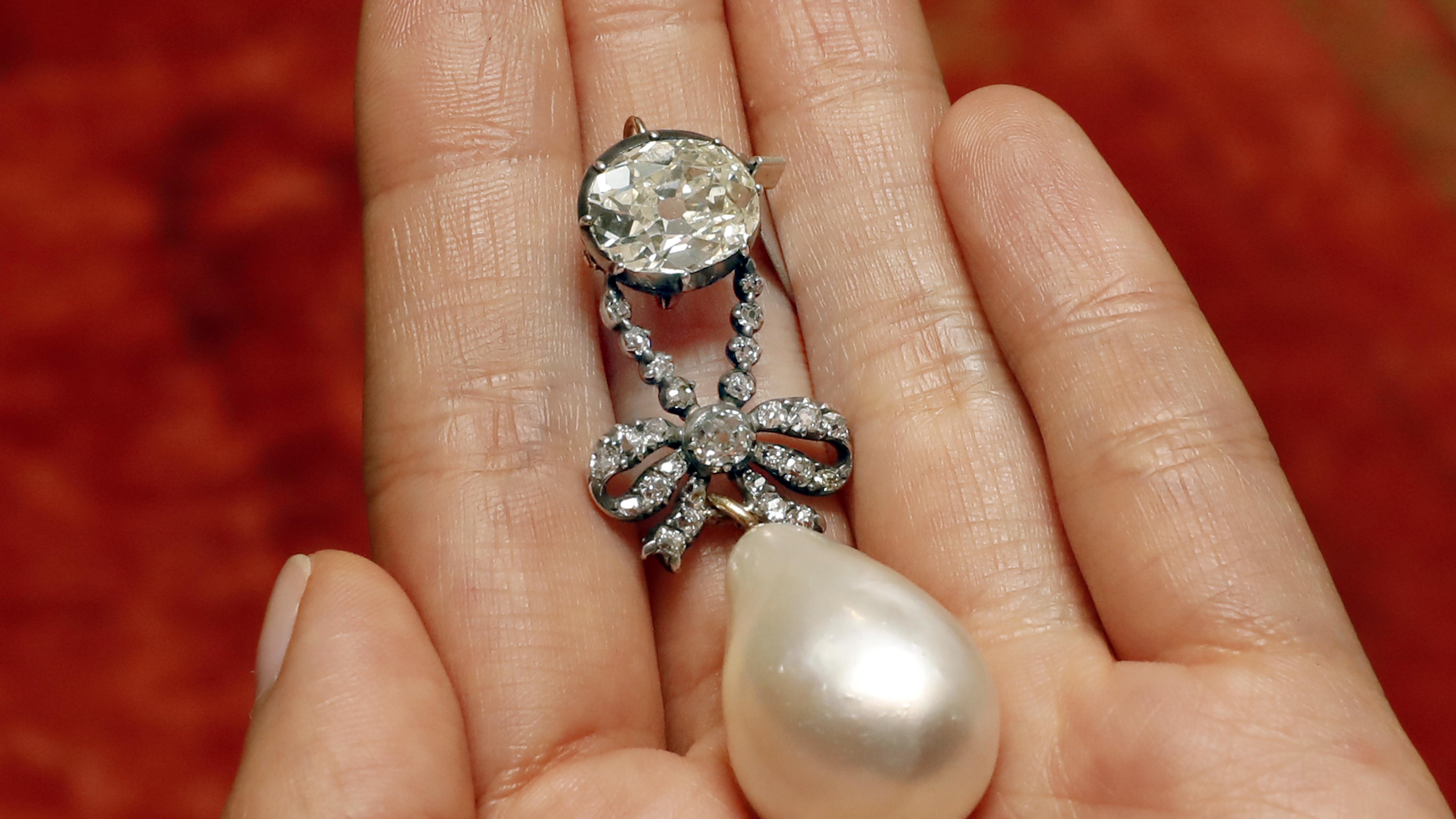Perla di M.Antonietta venduta a 32 mln